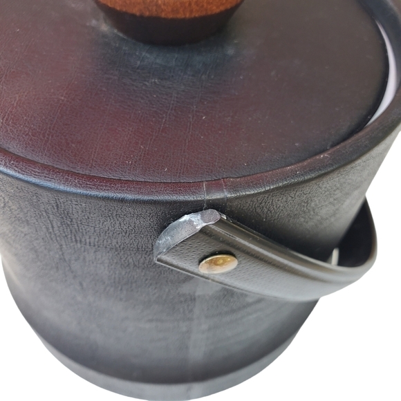 Vintage MCM faux leather Ice bucket with Lid and tongs - Picture 11 of 15